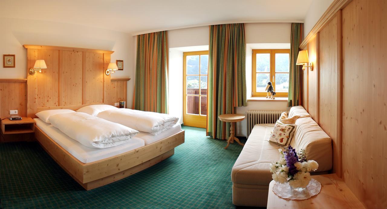 Landgut Thalerhof Hotel Telfes im Stubai Kültér fotó