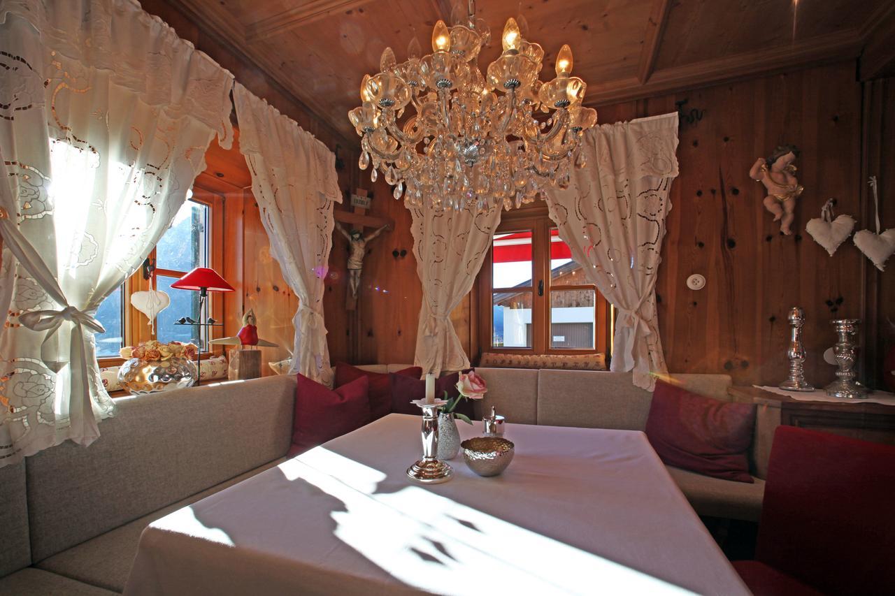 Landgut Thalerhof Hotel Telfes im Stubai Kültér fotó