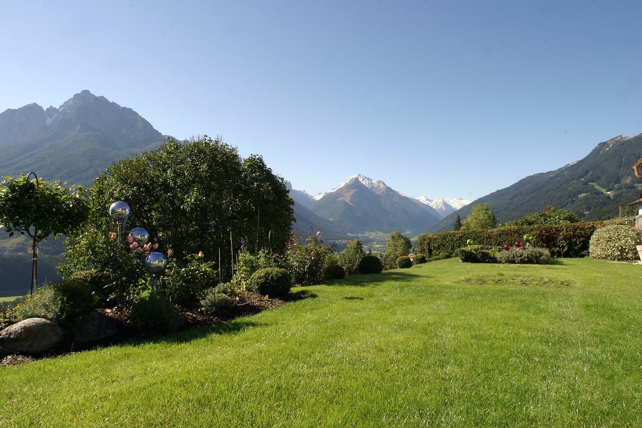 Landgut Thalerhof Hotel Telfes im Stubai Kültér fotó
