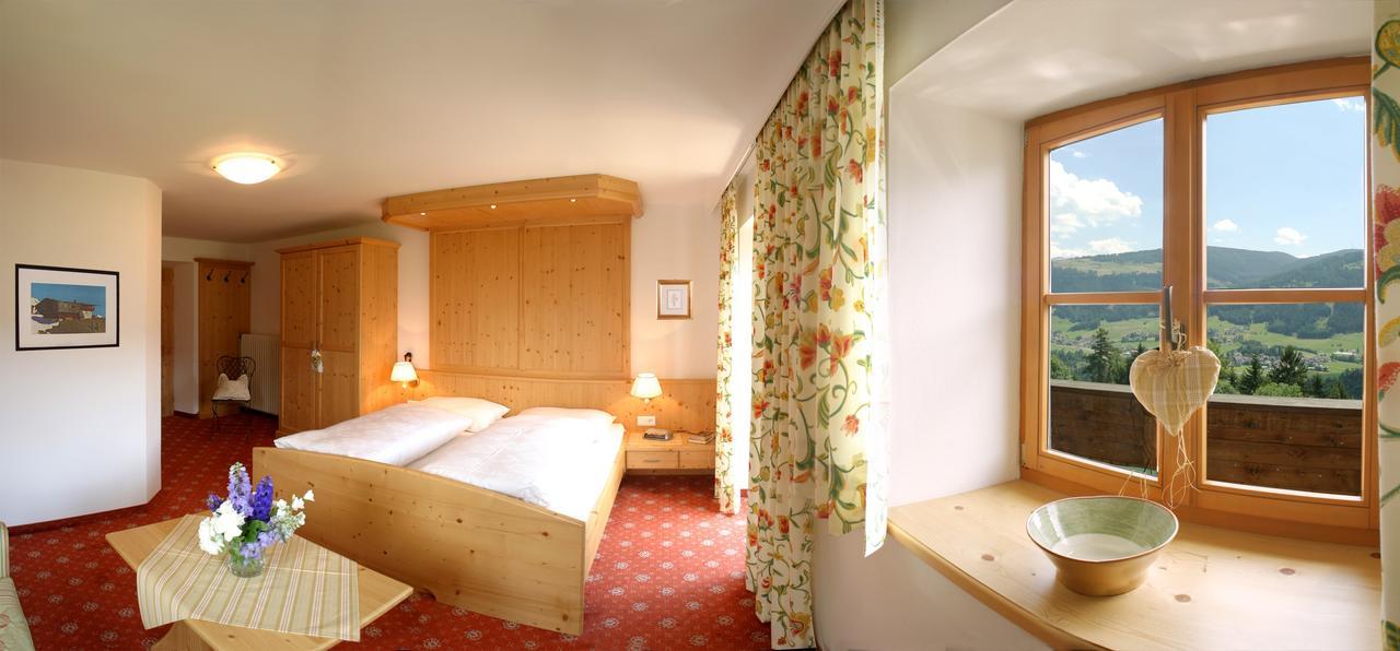 Landgut Thalerhof Hotel Telfes im Stubai Kültér fotó